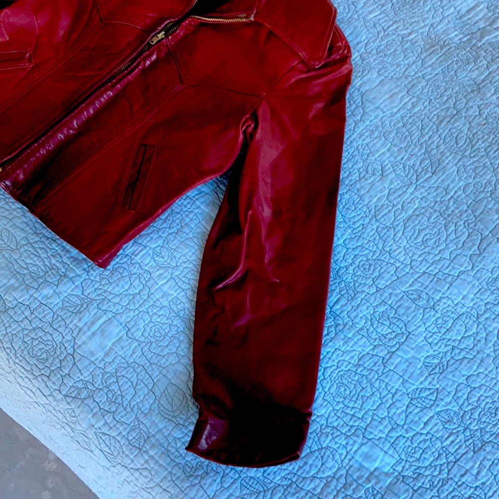 Red leather jacket - Picture 3 of 4